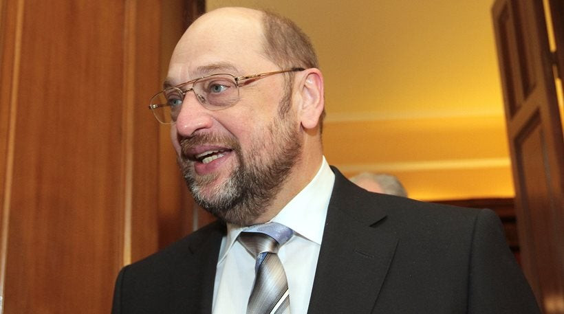 Σουλτς: Ακόμη κι αν χάσω από τη Μέρκελ, θέλω να παραμείνω πρόεδρος στο SPD